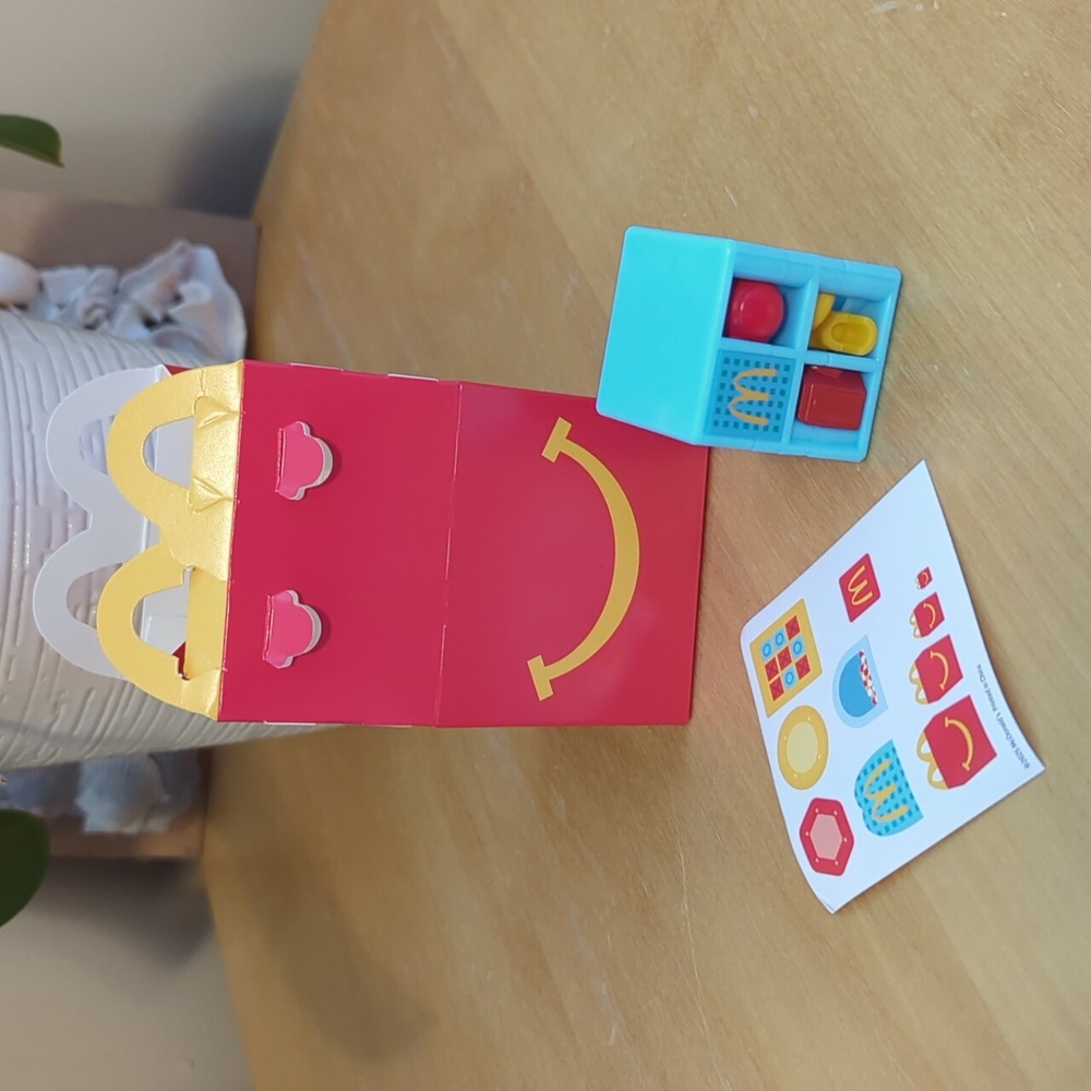 Lil McDonalds miniature Play Place in mini happy meal box brand new